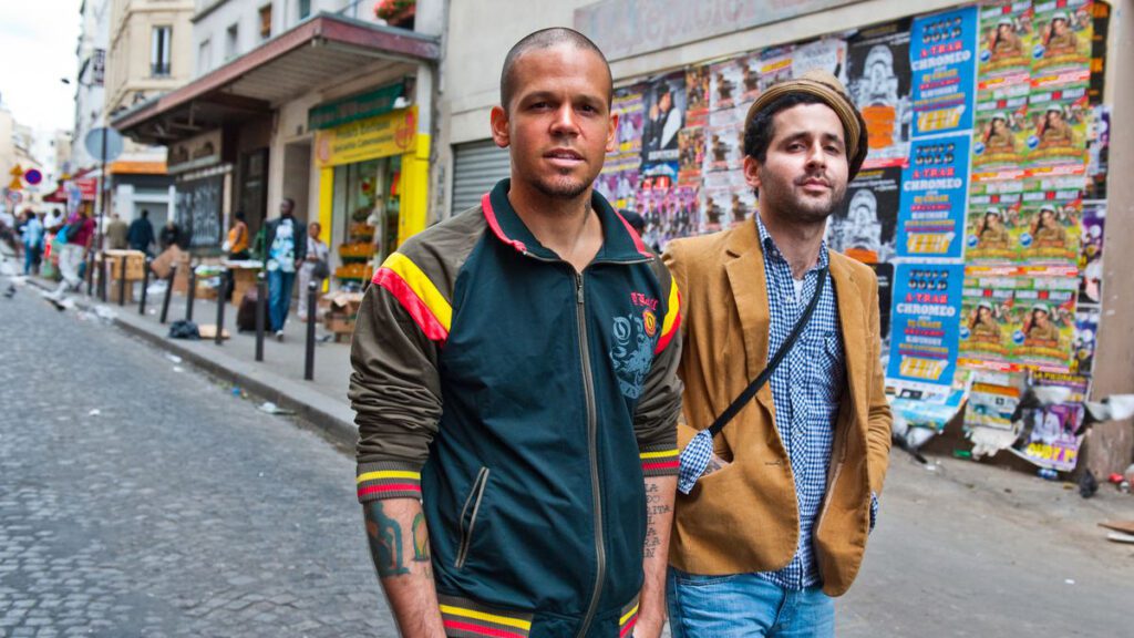 picture of the duo Calle 13